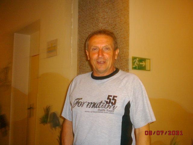 6012867.jpg